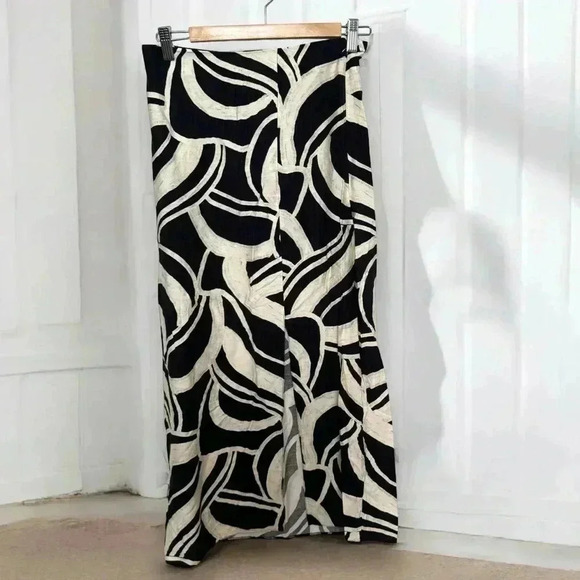 NWT NEW LOOK LINEN LIKE ABSTRACT MIDI SKIRT 2 - Picture 2 of 6